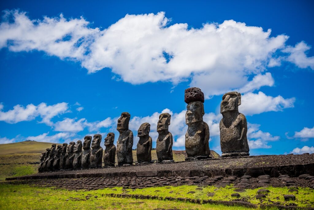 moai, easter island, rapa nui-1857652.jpg